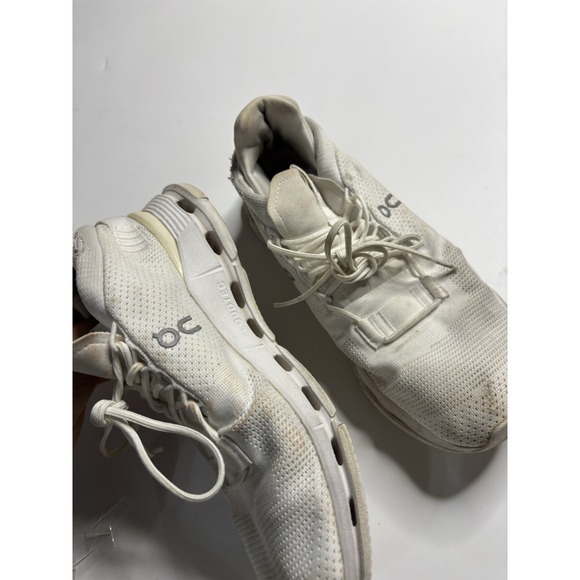 On Cloud Cloudnova 2 Sneakers Mens Size W8.5 Running Triple White Athletic - Picture 5 of 10